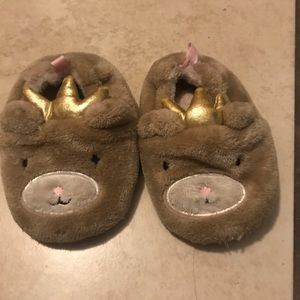 Slip on bed room shoes